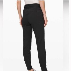 Lululemon Ready to Fleece Jogger